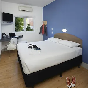 3* Hotel Ibis Budget Airport